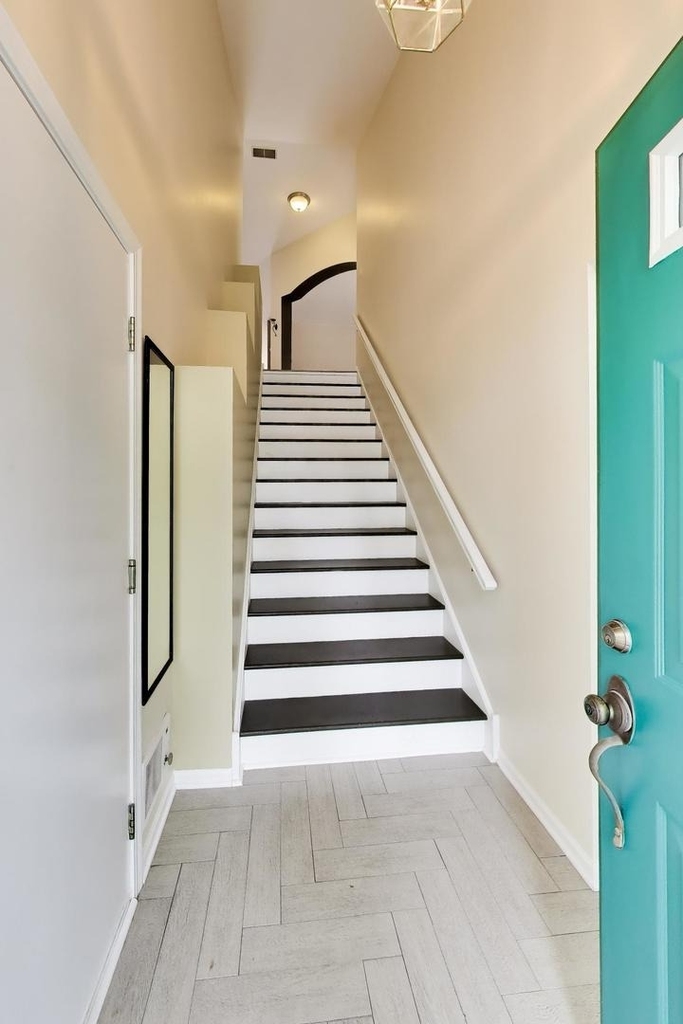 939 Charlela Lane - Photo 1