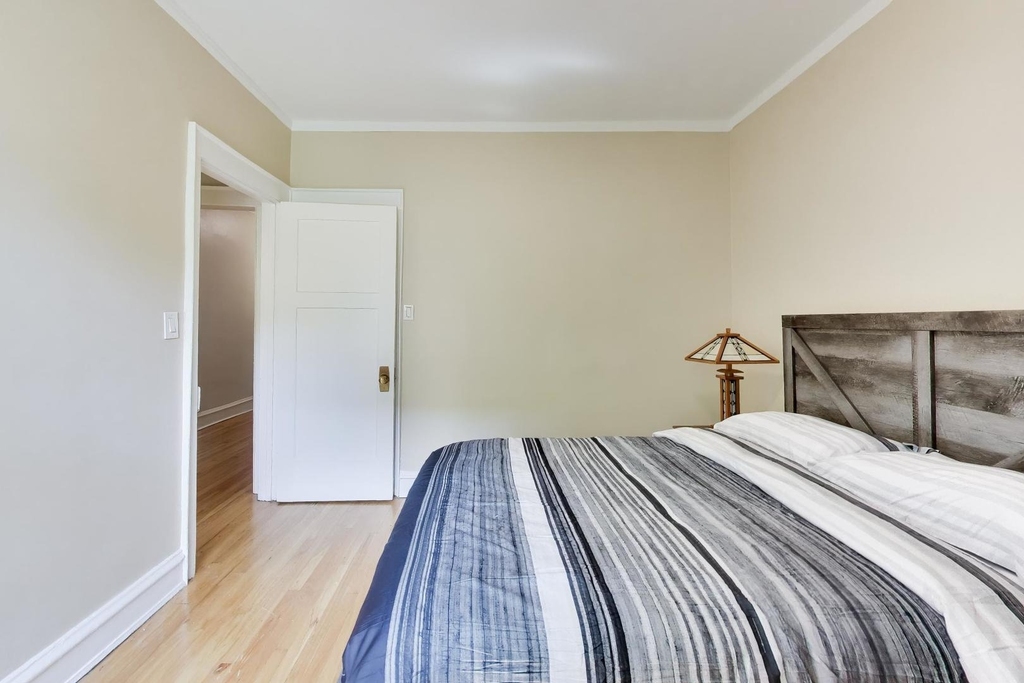 5421 S Dorchester Avenue - Photo 11