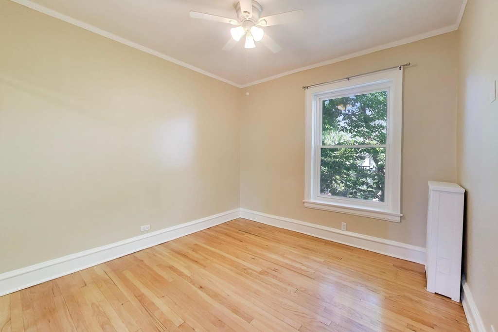 5421 S Dorchester Avenue - Photo 12