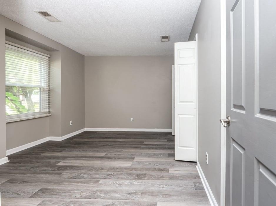 5031 Bell Drive Se - Photo 2
