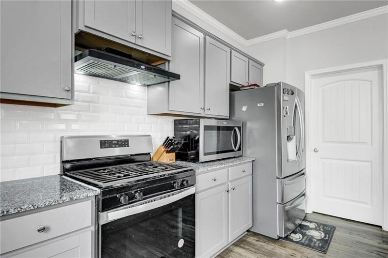 4770 Burningbush Way - Photo 11
