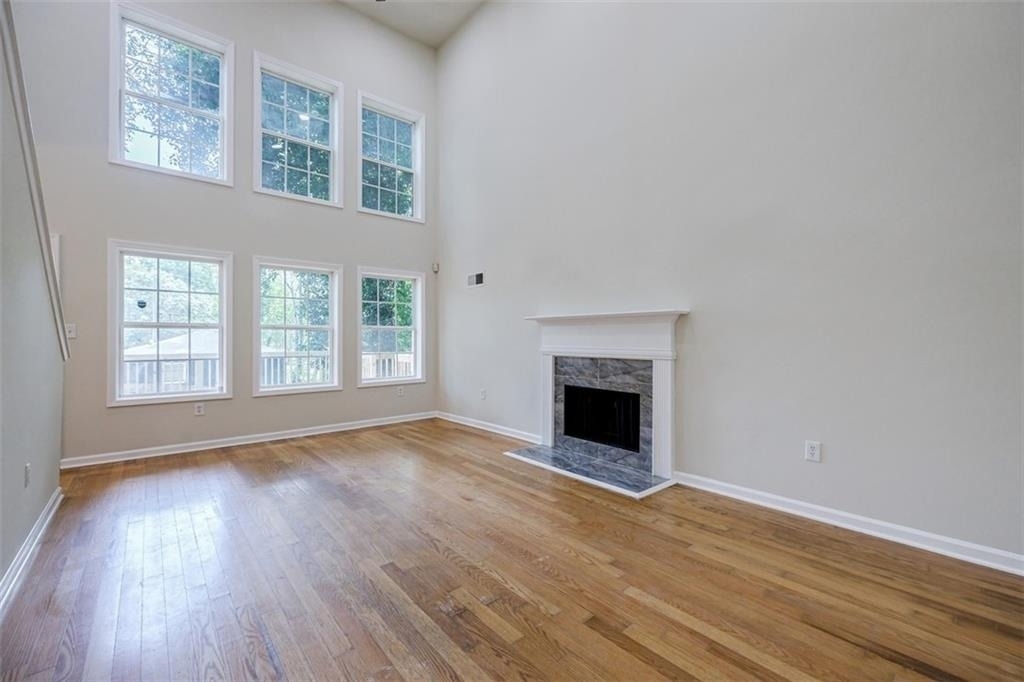 1040 Hubbard Street Sw - Photo 3