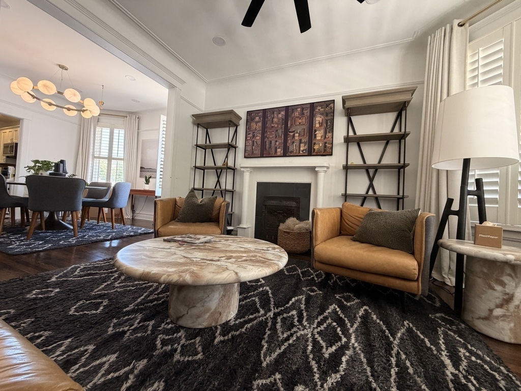 1950 W Foster Avenue - Photo 1