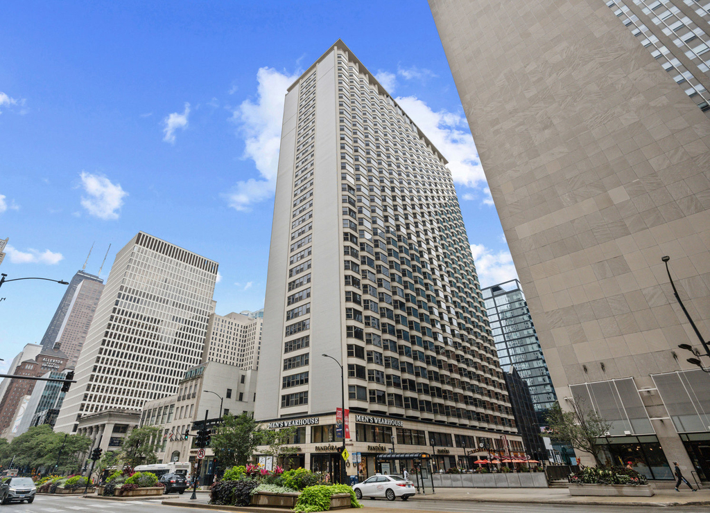 535 N Michigan Avenue - Photo 0