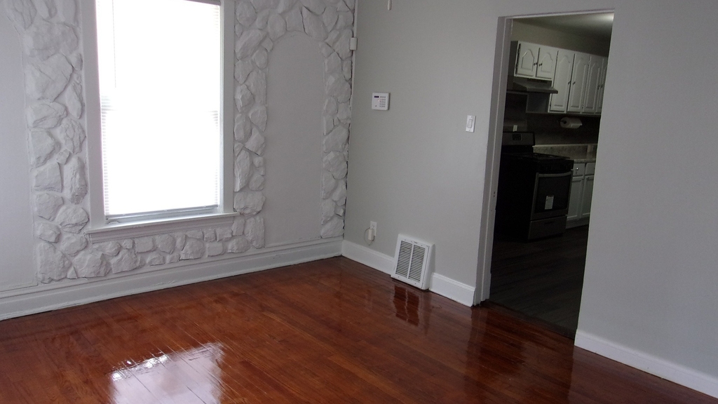 50 W 108th Street - Photo 2