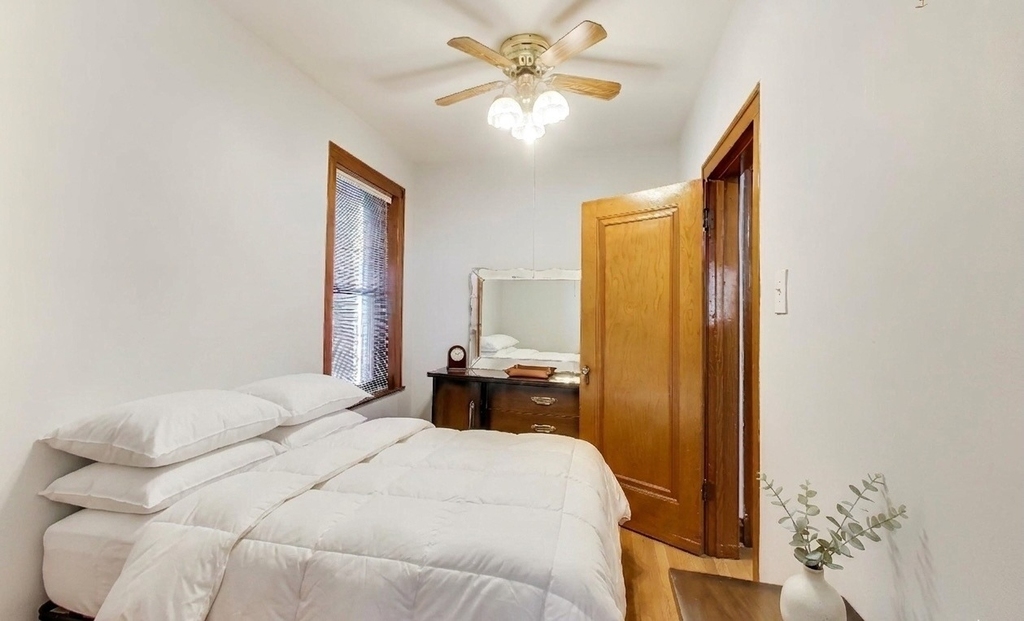 3427 S Emerald Avenue - Photo 7