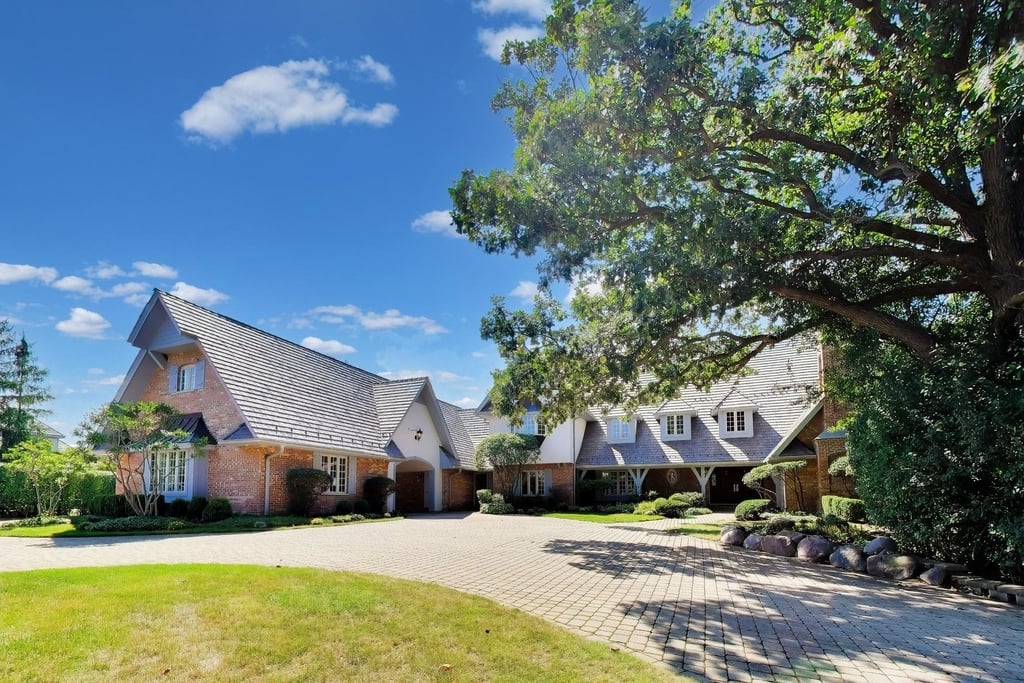 1400 Kurtis Lane - Photo 1