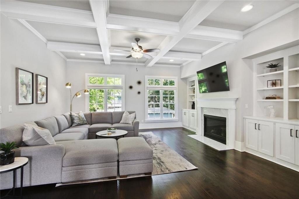 692 Drewry Street Ne - Photo 3