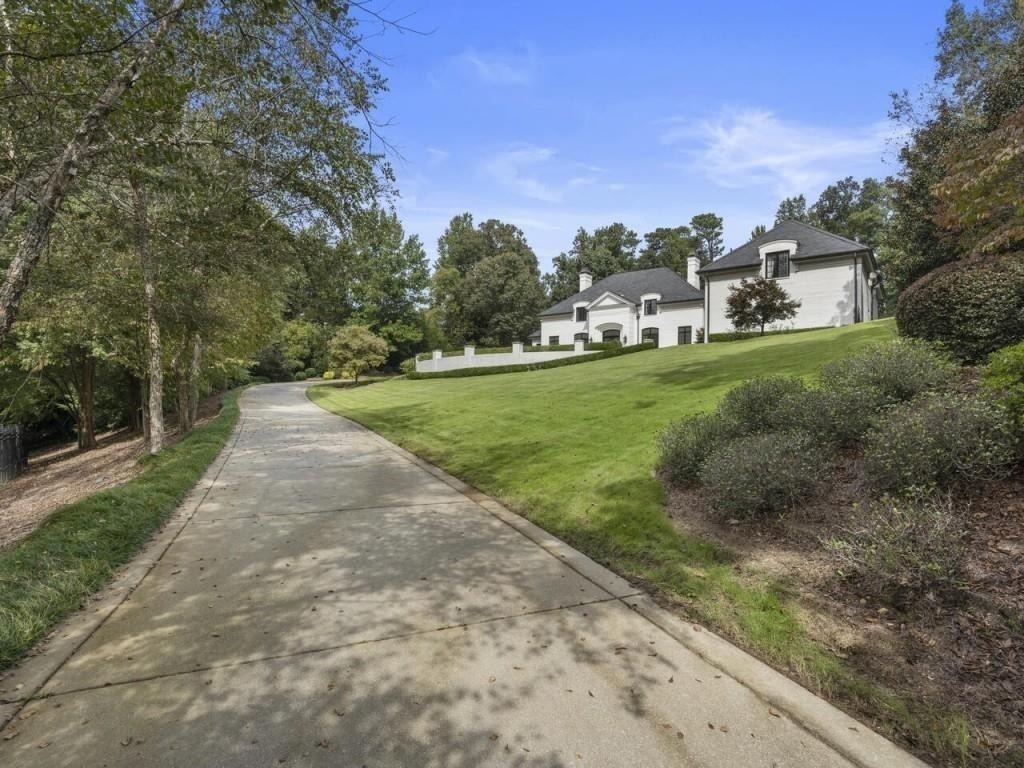 997 Davis Drive - Photo 4