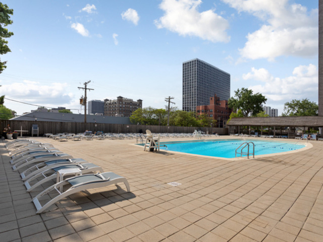 4250 N Marine Drive - Photo 18
