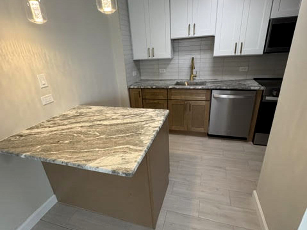 4250 N Marine Drive - Photo 4