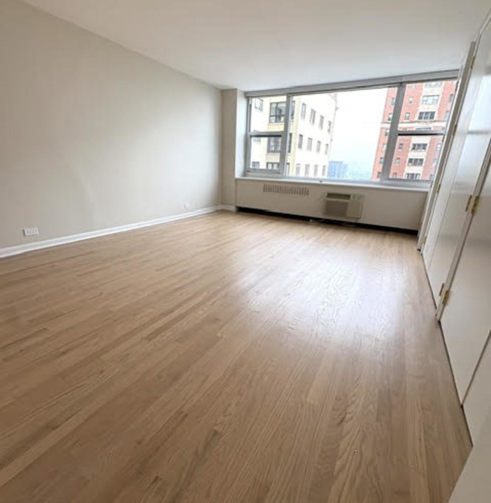 4250 N Marine Drive - Photo 14