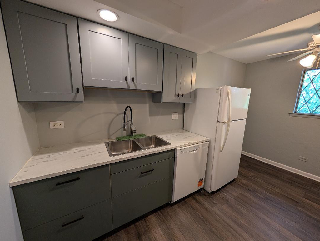 13628 Royal Court - Photo 4