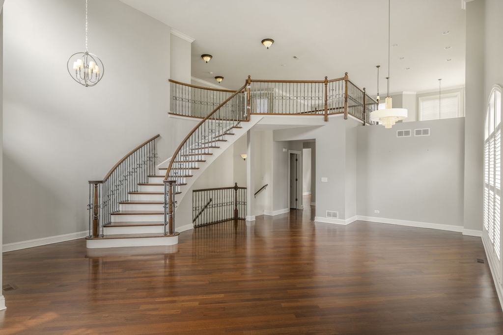 1015 White Pine Lane - Photo 1