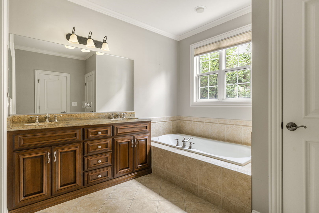 1015 White Pine Lane - Photo 7