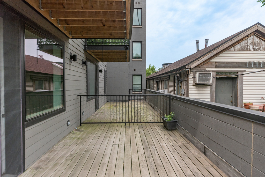 2111 S Halsted Street - Photo 21