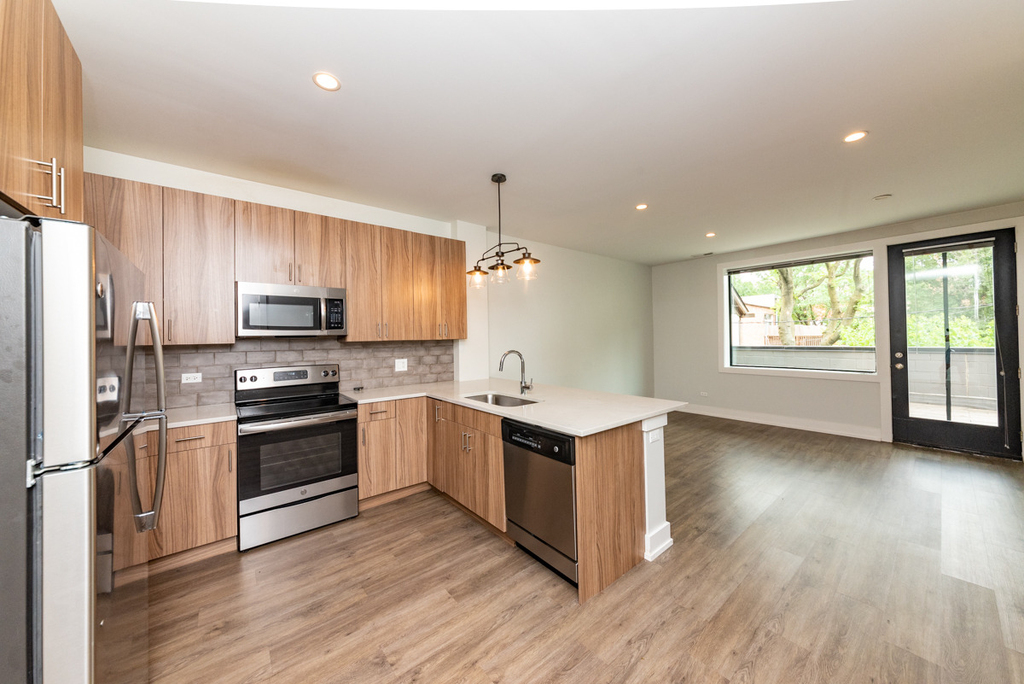 2111 S Halsted Street - Photo 8