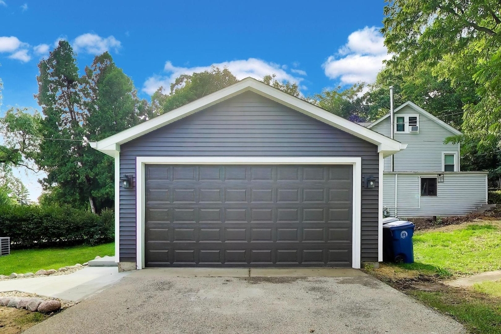1444 Seminole Road - Photo 29