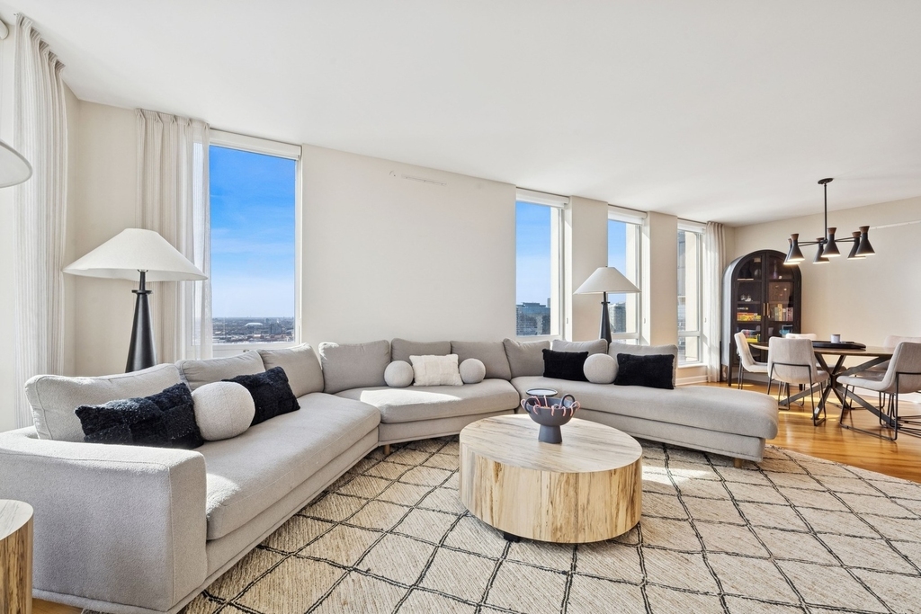1250 S Michigan Avenue - Photo 2