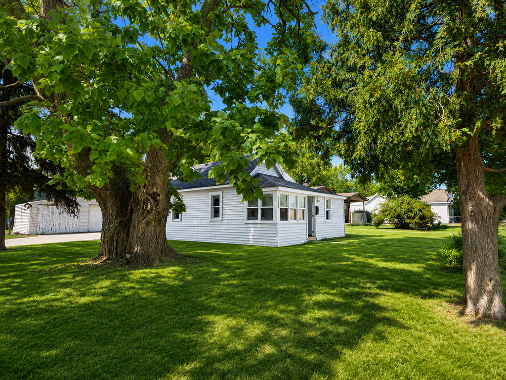 1155 S 7th Street - Photo 0