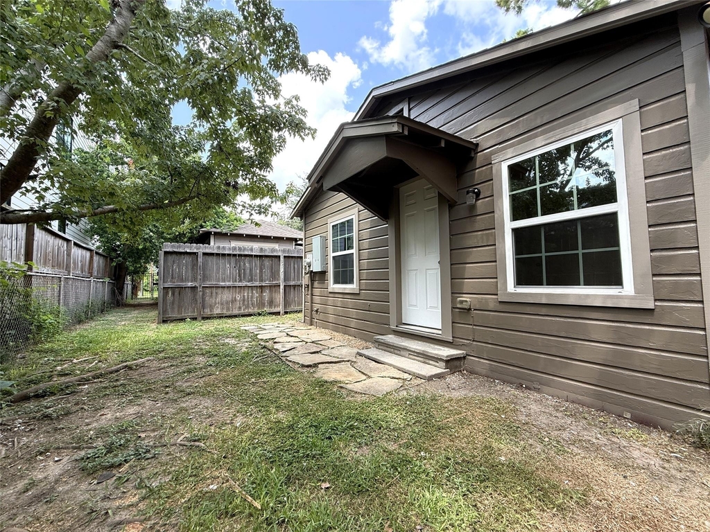 1011 Nadine Street - Photo 12
