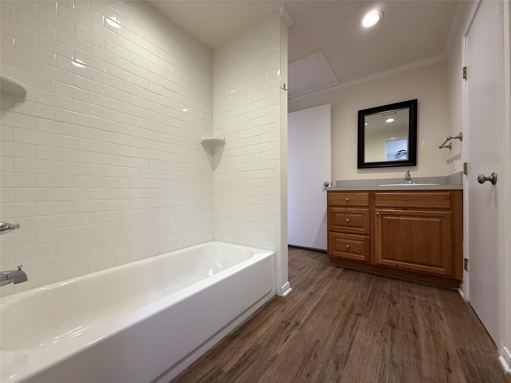 1011 Nadine Street - Photo 10