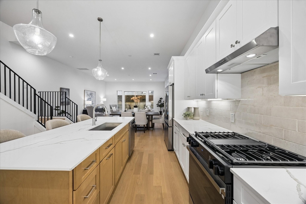 1520 W 21st St - Photo 13