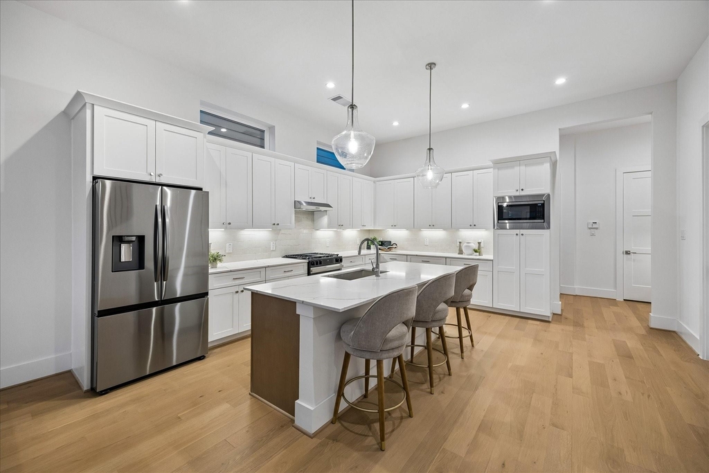 1520 W 21st St - Photo 11