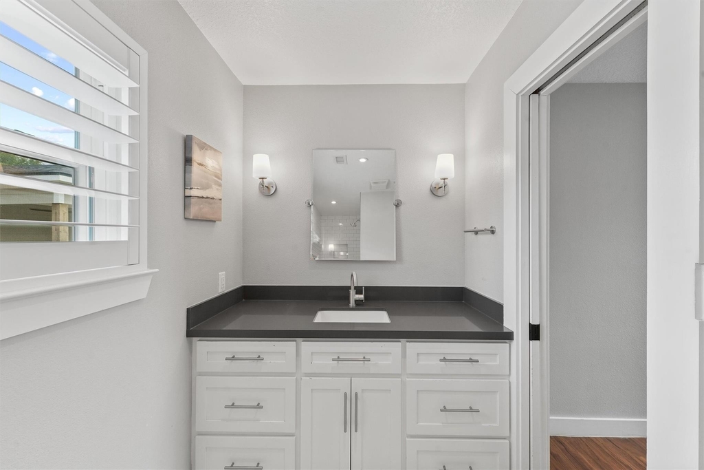 5618 Dawnridge Drive - Photo 12