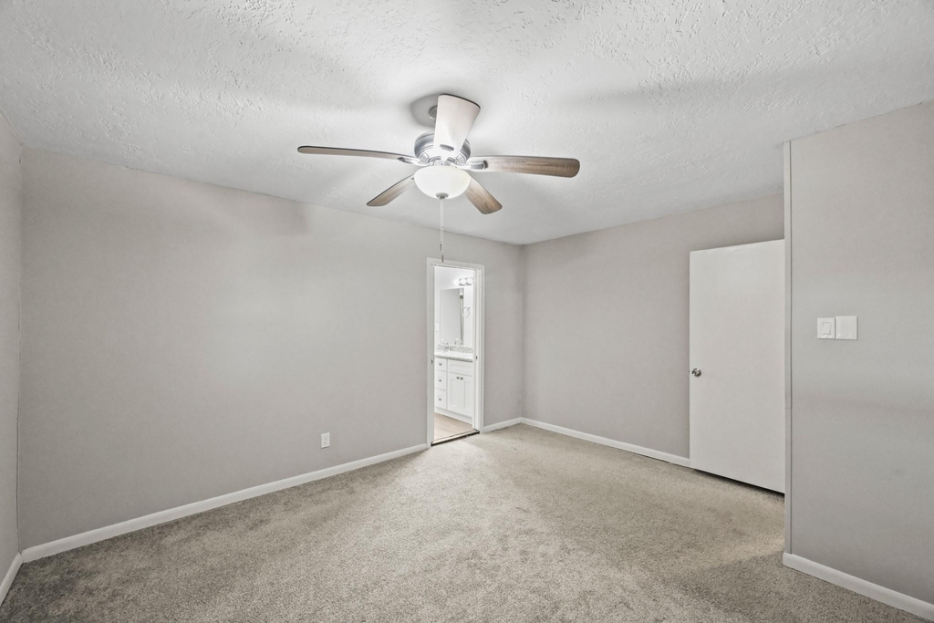 605 West Avenue - Photo 16