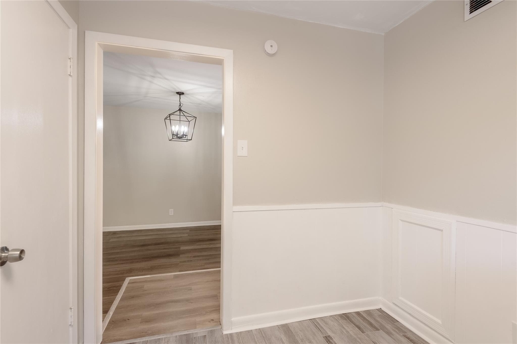818 University Avenue - Photo 10