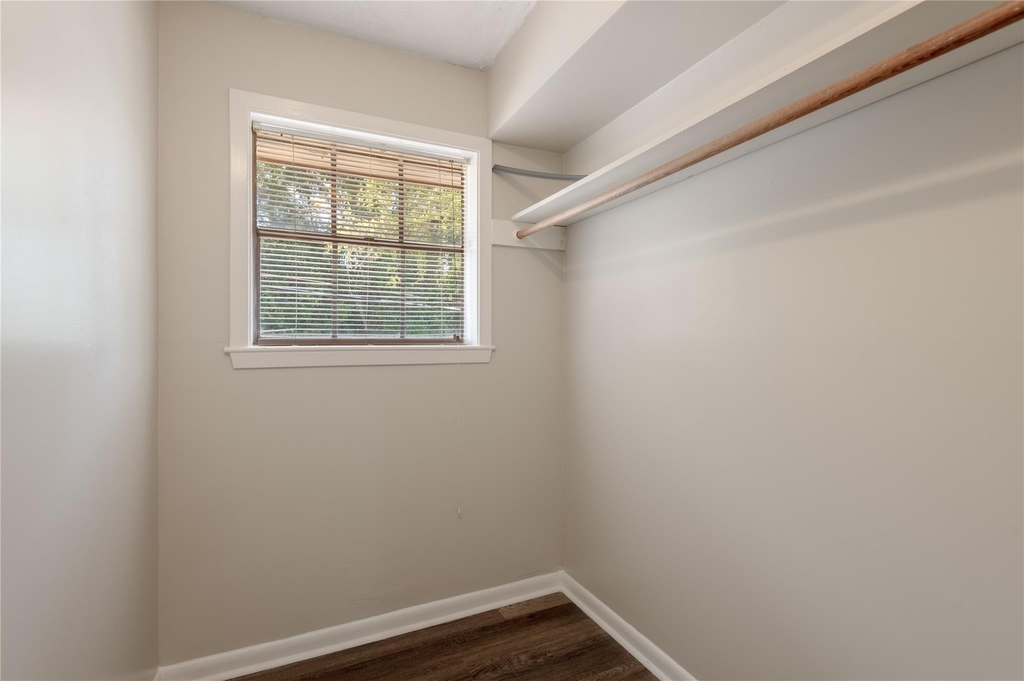 818 University Avenue - Photo 18