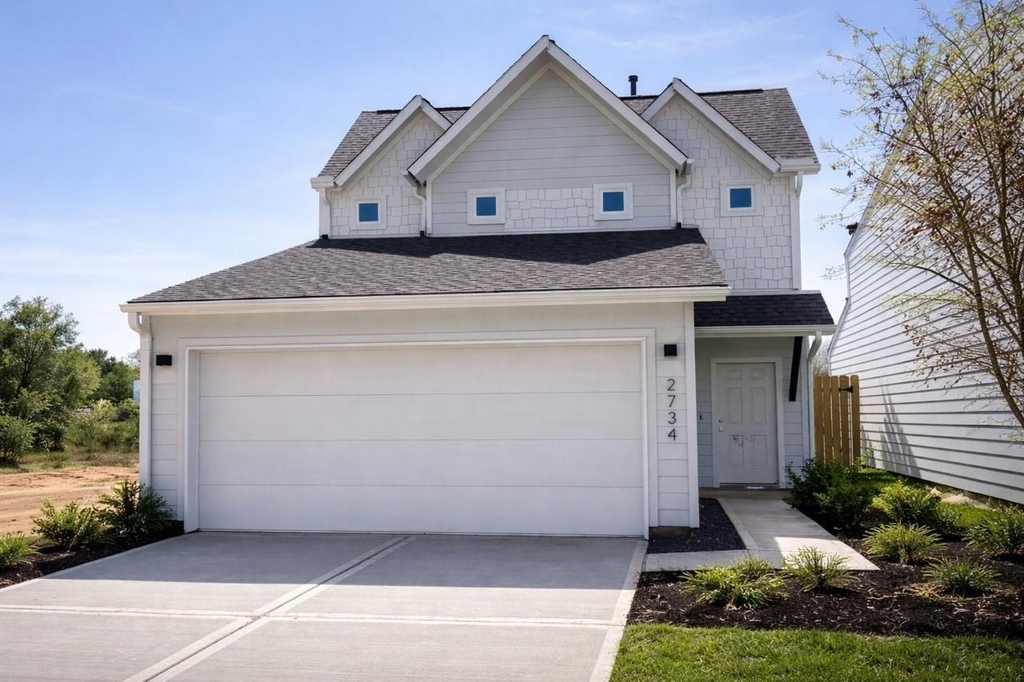 2709 Discovery Trails Court - Photo 0