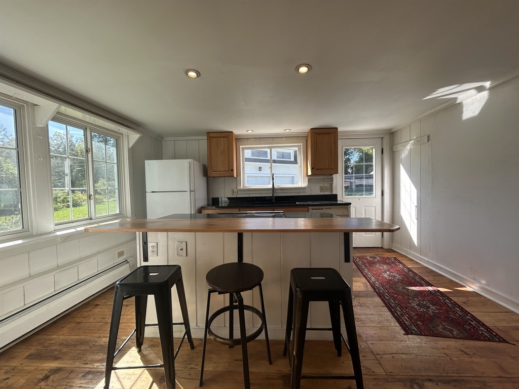 6225 Main - Photo 1