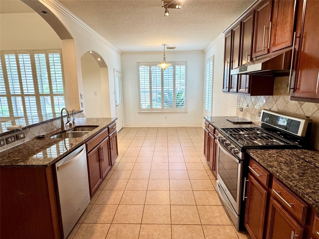 20922 Springport Court - Photo 11