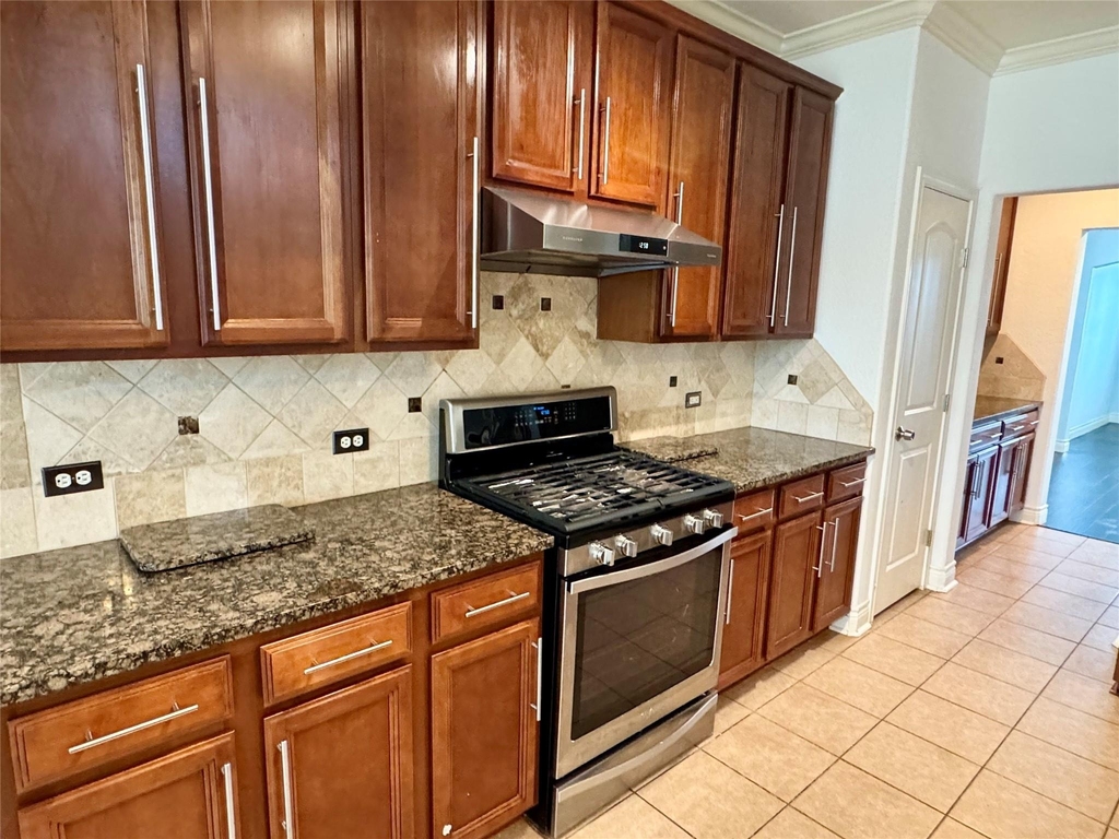 20922 Springport Court - Photo 14