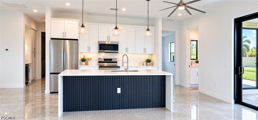 1122 Nw 15th Street - Photo 2