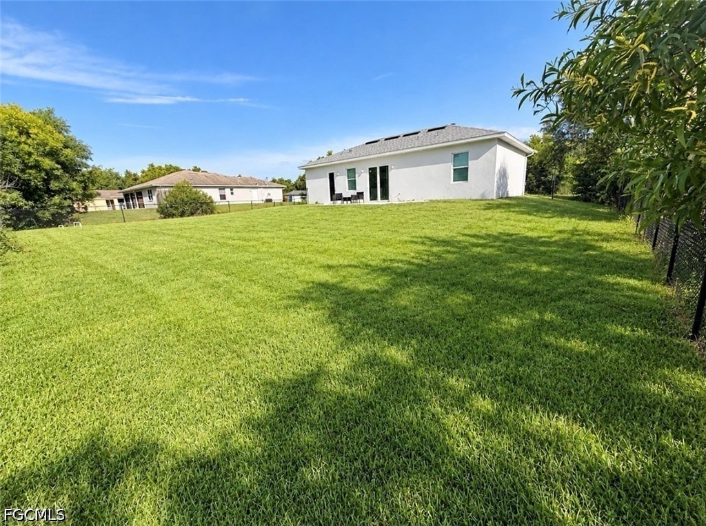 3409 31st Street W - Photo 2