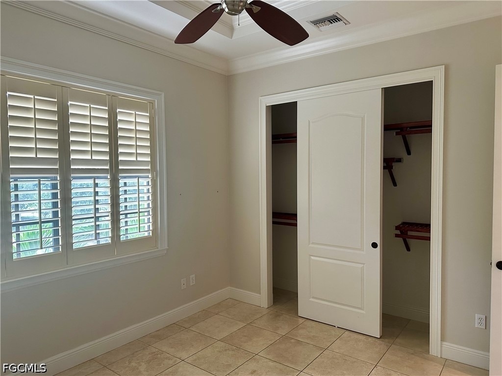 1625 Se 46th Street - Photo 7
