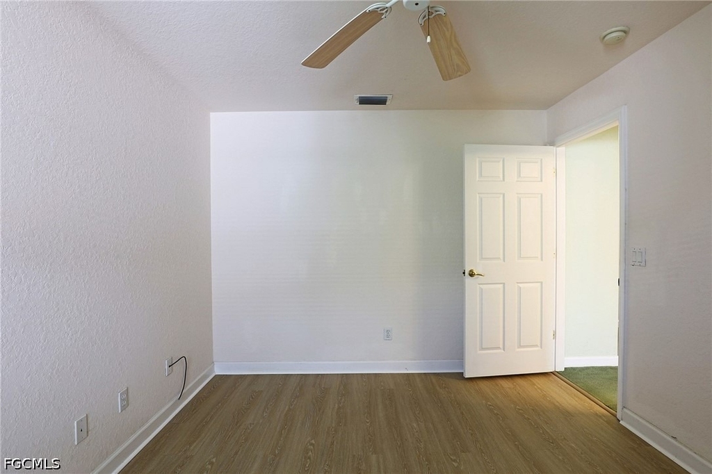 13927 Lily Pad Circle - Photo 7