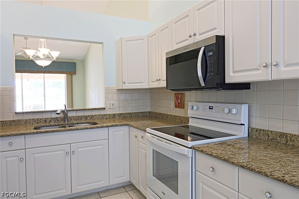 13927 Lily Pad Circle - Photo 2