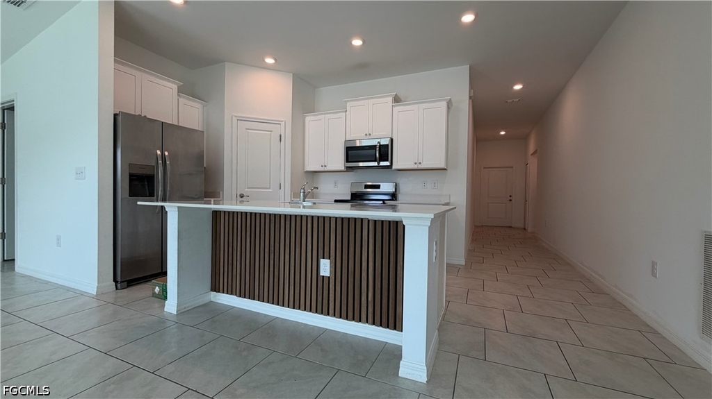 2901 Nw 18th Place - Photo 3