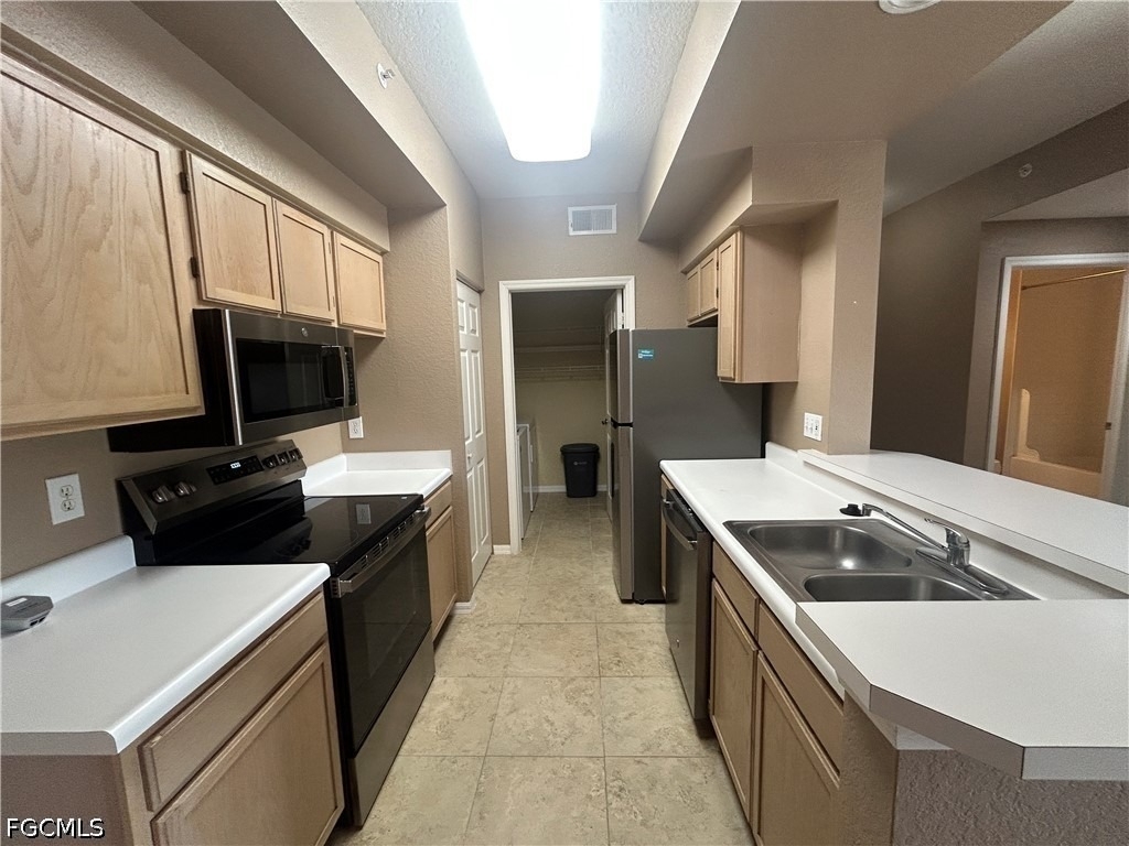 4635 Saint Croix Lane - Photo 4
