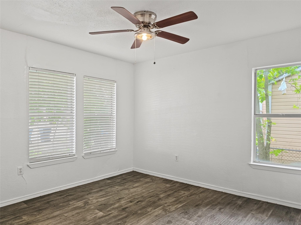 4114 Clover Street - Photo 8