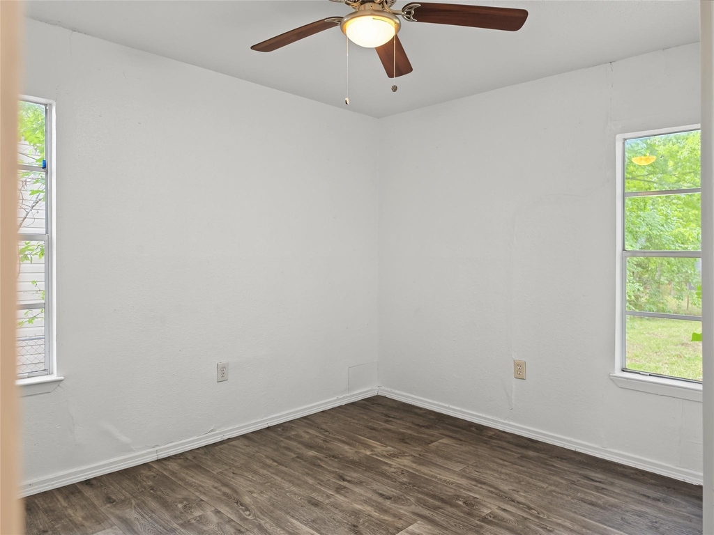 4114 Clover Street - Photo 11