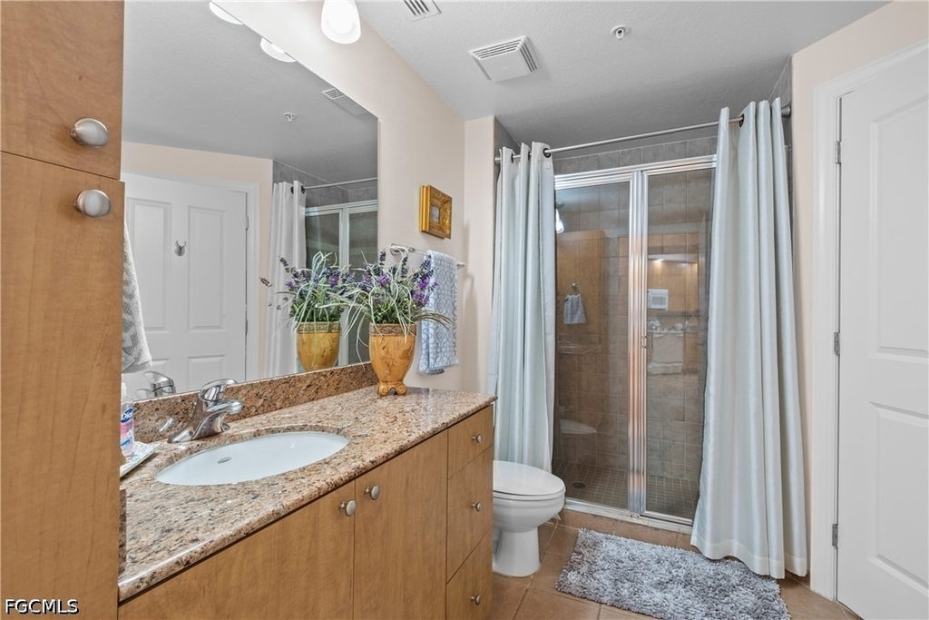 2825 Palm Beach Boulevard - Photo 3