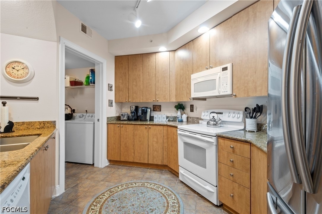 2825 Palm Beach Boulevard - Photo 1