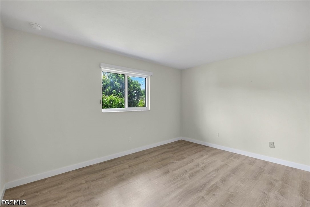 1202 Se 14th Terrace - Photo 14