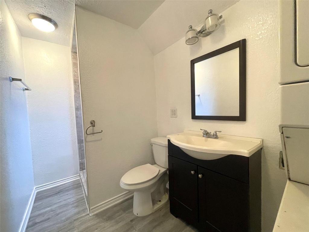 1127 Walling Street - Photo 11