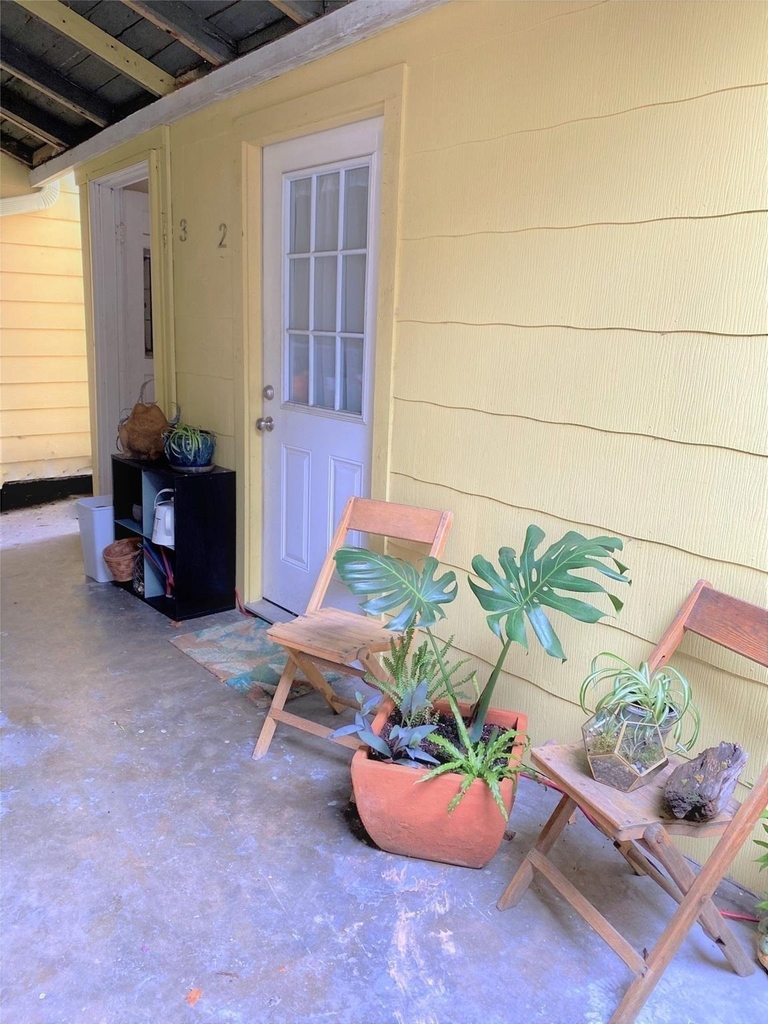 1127 Walling Street - Photo 1